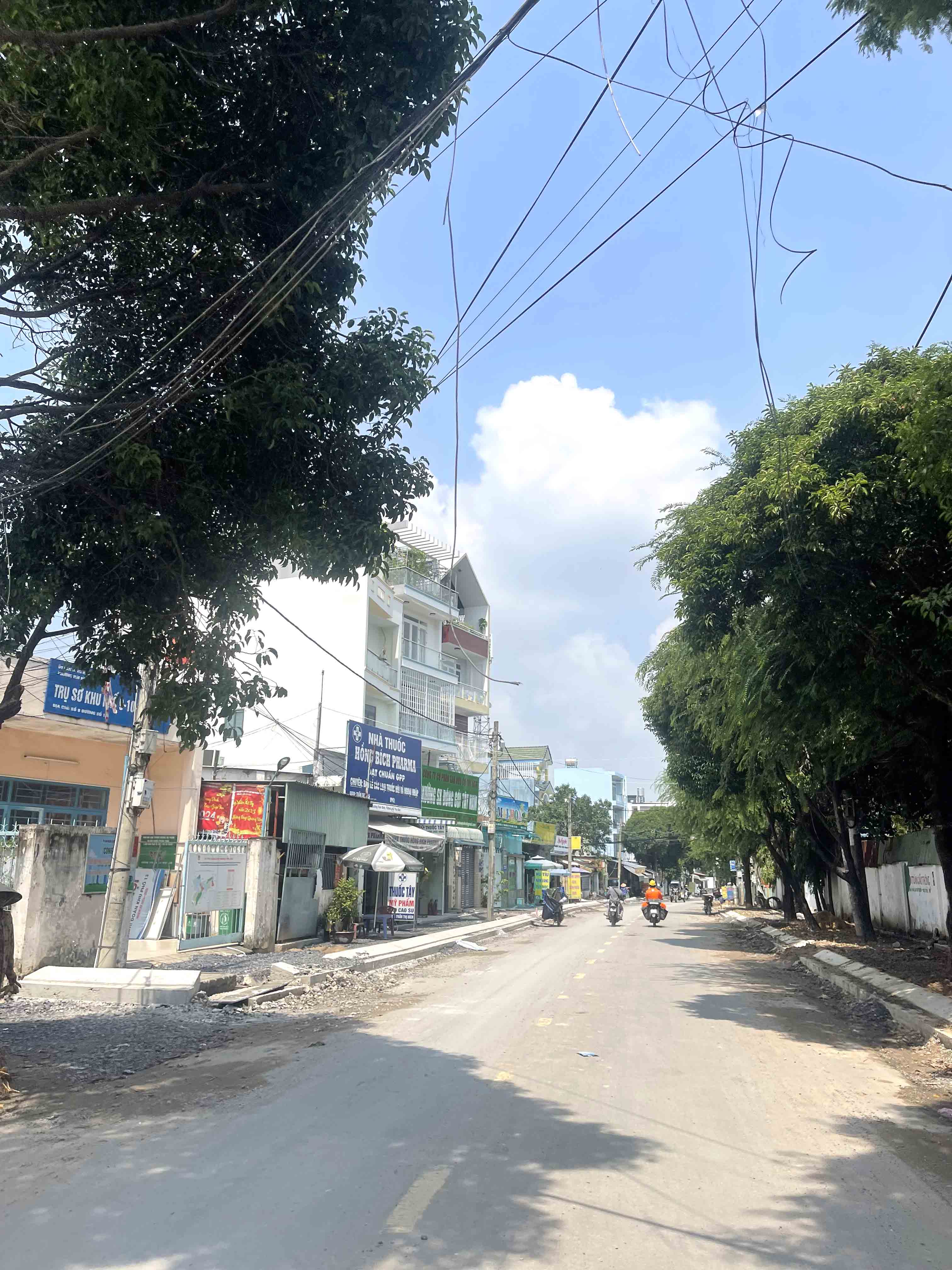 Bán Nhà Hẻm Xe Hơi Tam Bình – 125m² Ngang Gần 9m – Gần Tô Ngọc Vân – Có Dòng Tiền – Giá Chỉ 7.3 Tỷ - Ảnh 2